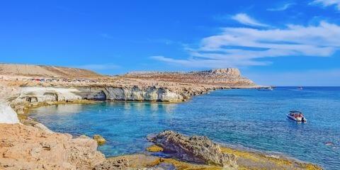 południowy cypr wakacje, cypr wycieczki, cypr przyroda, cypr nikozja, cypr z niemiec, cypr aktywne wakacje, cypr grecki, południowy cypr mieszkańcy,  cypr historia, cypr wyspa afrodyty, cypryjska przyroda, cypr kultura, cypr obyczaje, cypr góry troodos, cypr parki narodowe