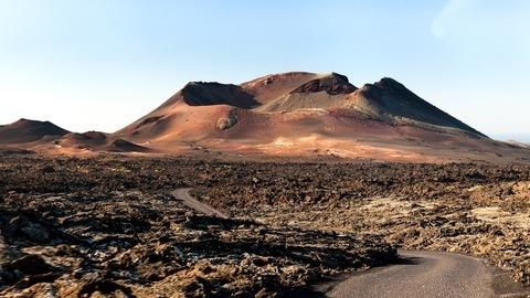 Niezwykły krajobraz wyspy Lanzarote, który zawdzięcza swój wygląd nie jednej erupcji wulkanicznej lanzarote, lanzarote pogoda, lanzarote temperatura, lanzarote atrakcje, last minute lanzarote, lanzarote last minute, pogoda lanzarote, wyspy kanaryjskie lanzarote, lanzarote wyspy kanaryjskie, lanzarote klimat, lanzarote co warto zobaczyć, lanzarote wulkany, wulkan lanzarote, lanzarote ceny, lanzarote plaże, pogoda na lanzarote, lanzarote wczasy, lanzarote wakacje, lanzarote wypoczynek, lanzarote wyspa, wyspa lanzarote, lanzarote wycieczki, wakacje na lanzarote, wakacje lanzarote, wczasy na lanzarote, wczasy lanzarote, wycieczka na lanzarote, wycieczka lanzarote, lanzarote atrakcje turystyczne, co warto zobaczyć na lanzarote, atrakcje na lanzarote, atrakcje turystyczne lanzarote, wycieczka na fuerteventurę, wakacje na fuerteventurze, wczasy na fuerteventurze, wakacje fuerteventura, wczasy fuerteventura, wycieczka fuerteventura, fuerteventura all inclusive, fuerteventura last minute, wakacje na wyspach kanaryjskich, wycieczka na wyspy kanaryjskie, wczasy na wyspach kanaryjskich, atrakcje fuerteventury, atrakcje na fuerteventurze, atrakcje wysp kanaryjskich, plaże na fuerteventurze, najładniejsze plaże fuerteventury, najpiękniejsze plaże wysp kanaryjskich, wakacje dla rodzin z dziećmi, wakacje z dziećmi na fuerteventurze, wakacje dla rodzin na fuerteventurze, wakacje dla rodzin fuerteventura, wakacje z wylotem z niemiec, wakacje z niemieckim organizatorem, wakacje last minute fuerteventura, wakacje all inclusive fuerteventura, wczasy fuerteventura all inclusive, wakacje fuerteventura, all inclusive, wakacje fuerteventura last minute, wczasy fuerteventura last minute, fuerteventura, fuerteventura pogoda, last minute fuerteventura, fuerteventura wakacje, fuerteventura all inclusive, fuerteventura last minute, wyspy kanaryjskie fuerteventura, fuerteventura co warto zobaczyć, wakacje fuerteventura, fuerteventura wczay, fuerteventura pogoda, fuerteventura hiszpania, fuerteventura plaze, fuerteventura zwiedzanie, fuerteventura ceny, wyspy kanaryjskie fuerteventura pogoda, fuerteventura last minute all inclusive fuerteventura wycieczki, wypoczynek dla rodzin, wakacje dla rodzin, wakacje dla rodzin z dziećmi, wczasy dla rodzin, wczasy dla rodzin z dziećmi, wakacje last minute dla rodzin, wakacje dla rodzin all inclusive, wakacje dla rodzin last minute, wczasy last minute dla rodzin, wczasy z niemieckich biur podrózy opinie, wycieczki z niemiec na seszele, wycieczki z niemieckich biur, last minute z niemieckich biur, wakacje z niemieckich biur podróży, wakacje z niemieckim biurem podróży, wczasy z niemieckich biur, wycieczka na krete z niemiec, wycieczki z niemieckich biur podróży, wyspy zielonego przylądka z niemiec, oferty wakacji z niemieckich biur podróży, wyloty z niemieckich biur podróży, wakacje z niemieckiego biura podrozy, wczasy z niemieckich biur podróży, sri lanka z niemiec, tanie wycieczki do niemiec, wakacje z niemieckich biur, wakacje z niemieckiego biura, wakacje z niemieckiego biura podróży, egzotyczne wakacje z niemiec, wyjazdy z niemieckich biur podróży, oferty niemieckich biur podróży, urlop z niemiec opinie, wakacje z niemiec opinie, jakie niemieckie biuro podróży, niemieckie biura podróży w polsce, malediwy wakacje z niemiec, wczasy przez niemieckie biuro podróży, biuro podróży niemieckie, niemieckie biura podróży, niemieckie biuro podróży, wczasy z niemiec opinie, wycieczka na jamajke z niemiec, biura podróży niemieckie, chorwacja z niemiec, niemieckie biura podróży oferty, loty na dominikane z niemiec, mauritius z niemiec, tajlandia z niemiec, last minute z niemiec opinie, tanie loty na dominikane z niemiec, wycieczki na malediwy z niemiec, teneryfa z niemiec, last minute malediwy z niemiec, malediwy lasy minute z niemiec, jakie niemieckie biuro podróży polecacie, jamajka z niemiec, malediwy z niemiec, meksyk z niemiec, niemieckie biura podróży dla polakówco warto zwiedzić na dominikanie, co zabrać na dominikanę, dominikana na 2 tygodnie, dominikana na 14 dni, dominikana all inclusive, dominikana atrakcje, dominikana ceny, dominikana ceny na miejscu, dominikana ceny wycieczke, dominikana ciekawe miejsca, dominikana co warto zwiedzić, dominikana co warto zobaczyć, dominikana co zwiedzićczy meksyk jest bezpieczny, czy dominikana jest bezpieczna, co trzeba zwiedzić w meksyku, co trzeba zobaczyć w meksyku, co warto zabrac na dominikanę, ceny jedzenia w meksyku, cena wycieczki do meksyku, cancun meksyk wakacje, cancun meksyk wycieczki, atrakcje turystyczne w meksyku, atrakcje turystyczne dominikany, atrakcje w meksyku, dominikana oferty last minute, dominikana oferty last minute, ile kosztuje urlop na dominikanie, last minute all inclusive dominikana, loty na dominikane z niemiec, tanie wczasy na maderze, wakacje na maderze, wycieczki dominikana last minute, dominikana berlin, dominikana wylot z berlina, dominikana wylot z dusseldorfu, dominikana wakacje, podróż na dominikanę, tanie loty na dominikanę z niemiec, super last minute dominikana, wczasy madera all inclusive, wakacje na wyspie madera, tanie wycieczki na madere, wakacje w meksyku lot z berlina, madera ceny jedzenia, madera biuro podróży, tanie wczasy madera, czy na dominikanie jest bezpiecznie, wczasy z niemiec, wyloty z niemiec, urlop z niemiec, wakacje z niemiec last minute, urlopzniemiec, tania egzotyka z niemiec, wakacje z niemieckiego biura podrozy, wakacje z niemieckim biurem podróży, wakacje z niemieckim biurem, jakie niemieckie biuro podróży polecacie, last minute z niemieckich biur podróży, tanie wycieczki do niemiec, tanie wakacje z niemieckich biur, wyloty z niemieckich biur podróży, last minute egzotyka z niemiec, wakacje z niemieckiego biura, oferty wakacji z niemieckich biur podróży, wycieczki z niemieckich biur, niemieckie biuro podróży, wyjazdy z niemieckich biur podróży, loty na dominikane z niemiec, last minute z niemiec opinie, biura podróży niemieckie, egzotyczne wakacje z niemiec